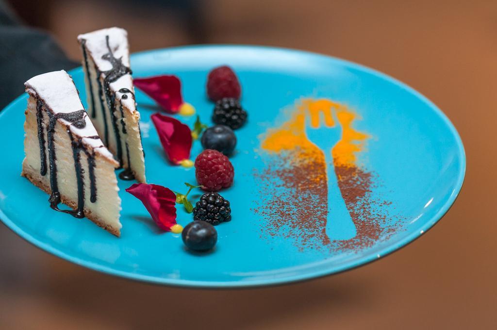 Hotel Komes Skarżysko-Kamienna Esterno foto